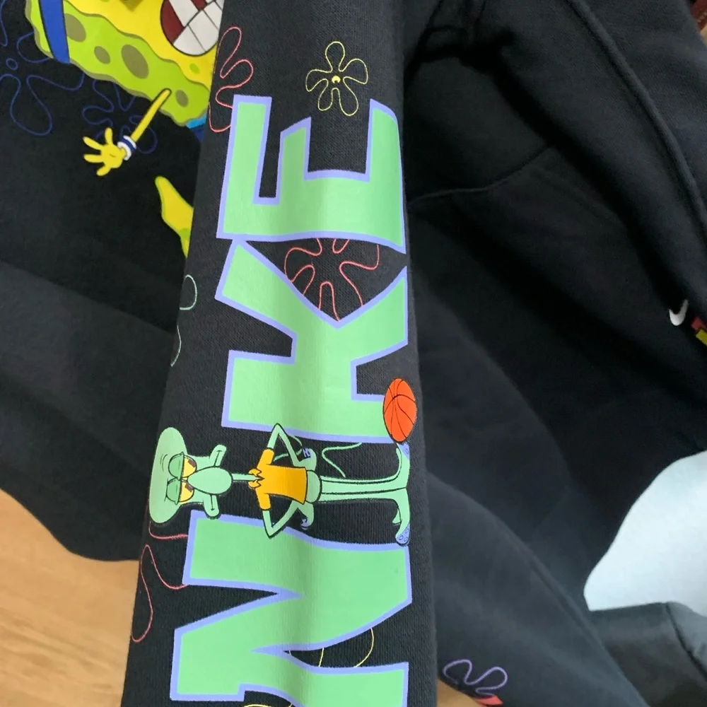 Nike Kyrie Irving SpongeBob hoodie - Picture 2 of 4
